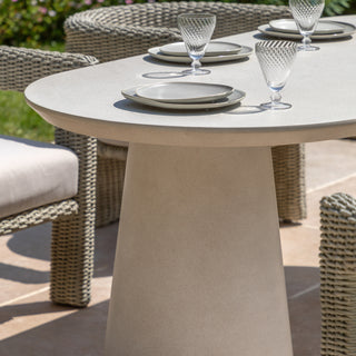 Pedra Oval Dining Table Linen