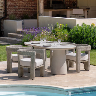Pedra Oval Dining Table Linen
