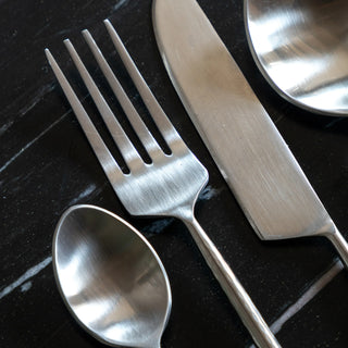 Alora Cutlery Pewter Set of 16 - KC at HOME